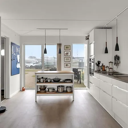 Prázdninový dům Suna - 95m From The Sea By Interhome *